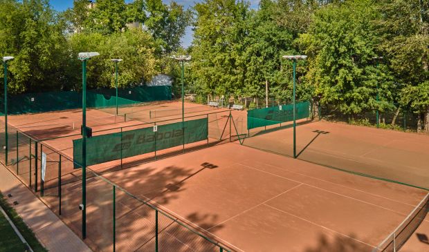 Фотография Открытые корты грунт в Звезда ДелоСпорт