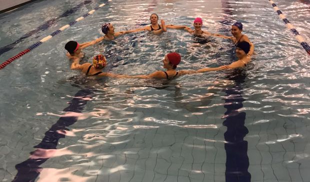 Фотография THE HARMONY WOMEN'S CLUB ( аквааэробика)