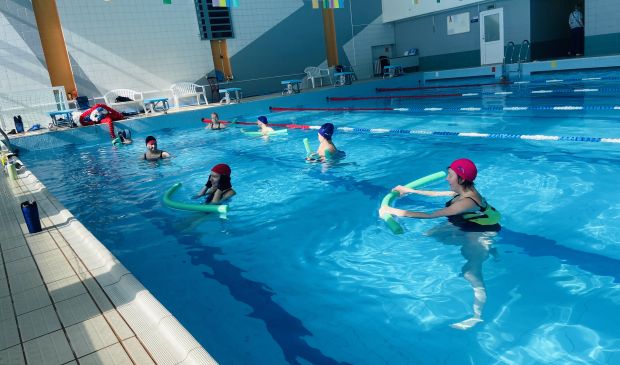 Фотография THE HARMONY WOMEN'S CLUB ( аквааэробика)