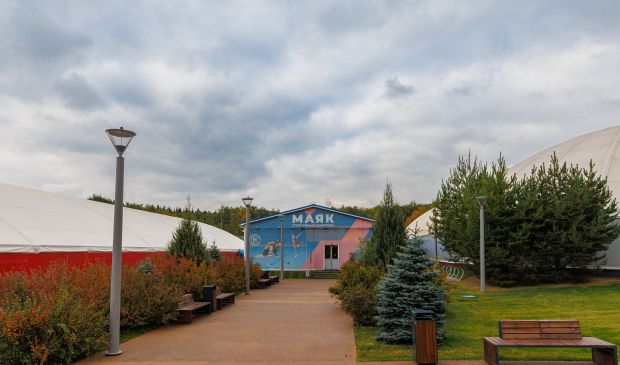 Фотография СпортВсегда МАЯК: крытое мини-футбольное поле с искусственной травой 