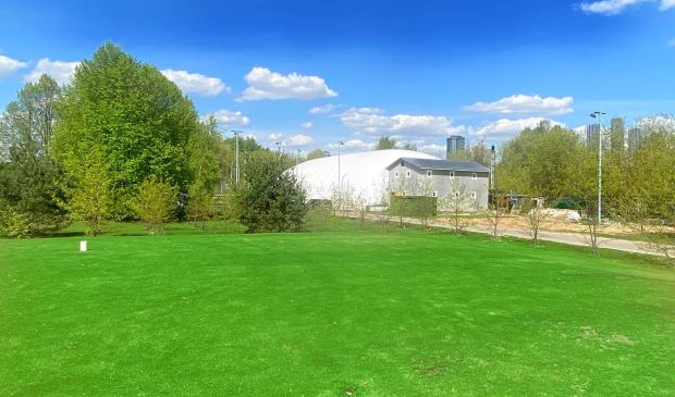 Фотография ФУТБОЛЬНОЕ ПОЛЕ АЯКС 42Х23 КРУГЛОСУТОЧНО