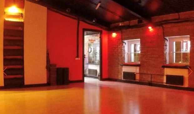 Фотография Рыжий зал 40 кв.м. 