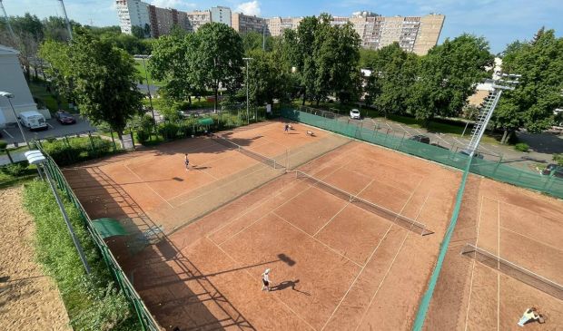 Фотография Открытые теннисные корты на стадионе 
