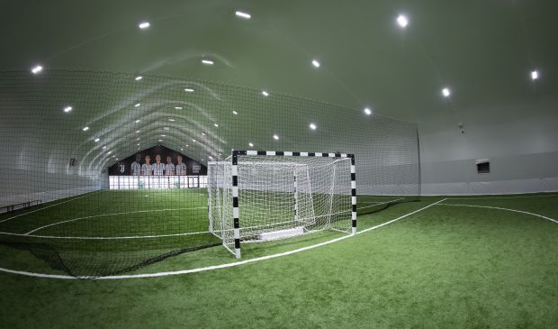 Фотография Футбольный манеж SportVille