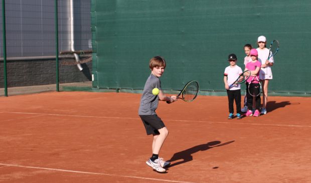 Фотография Детская группа по теннису начальной подготовки «Зеленый мяч» (8-10 лет) ЦТТ 