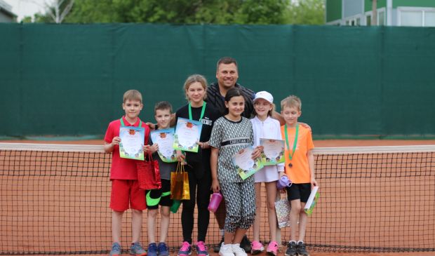 Фотография Детская группа по теннису начальной подготовки «Зеленый мяч» (8-10 лет) ЦТТ 