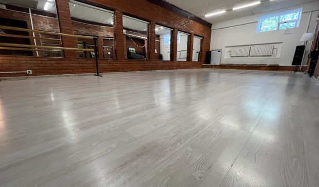 Фотография Кирпичный зал для танцев и йоги 50квм