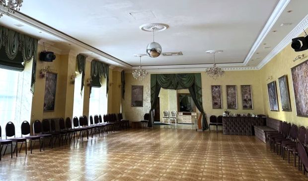 Фотография Тематический зал для танцев, йоги, семинаров в Центре 