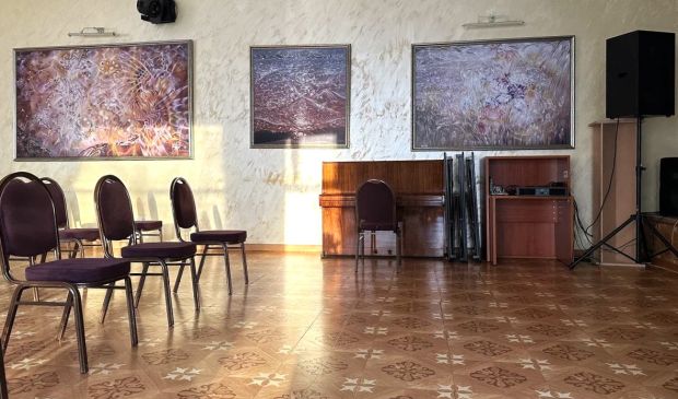 Фотография Тематический зал для танцев, йоги, семинаров в Центре 