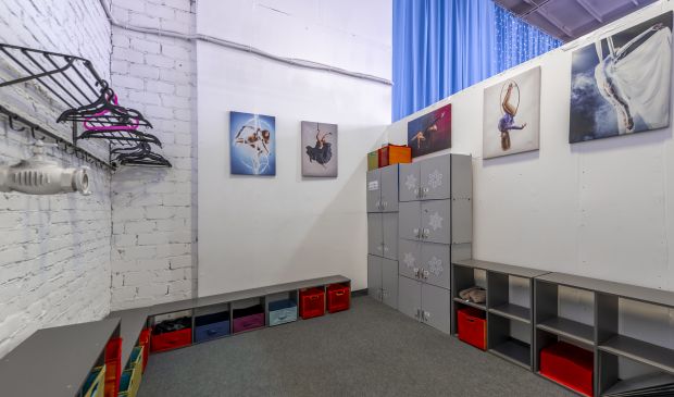 Фотография Зал для худ гимнастики, черлидинга, жонглёрства, капоейра - высота 9 метров