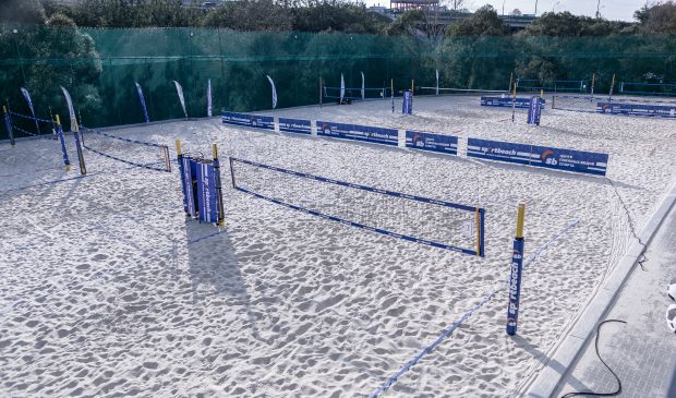 Фотография Открытые корты для пляжных видов спорта 