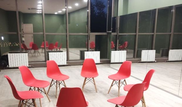 Фотография Зеленый танцевальный зал 50 кв.м. 