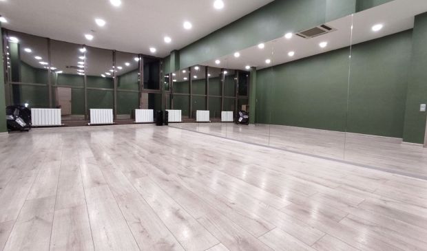 Фотография Зеленый танцевальный зал 50 кв.м. 