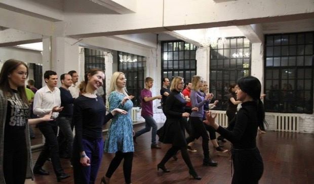 Фотография Вальс и танцы эпохи модерн - пробные уроки и регулярные занятия
