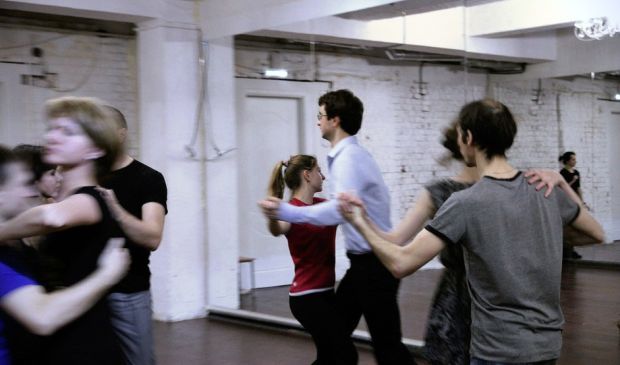 Фотография Вальс и танцы эпохи модерн - пробные уроки и регулярные занятия