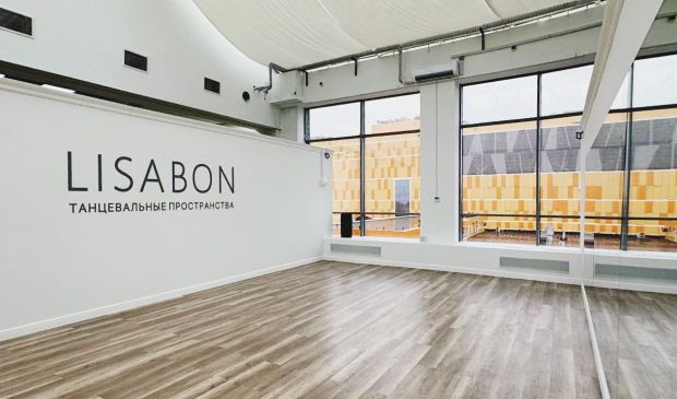 Фотография Studio 2. Зал 60 кв.м. с панорамным окном и крышей 