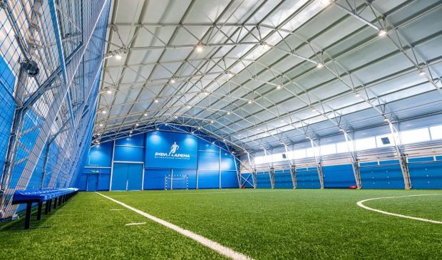 Фотография Футбольный манеж 38х22 РФЛ-АРЕНА м. Митино 