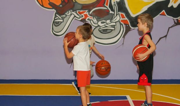 Фотография Мини-баскетбольная площадка 11х6 