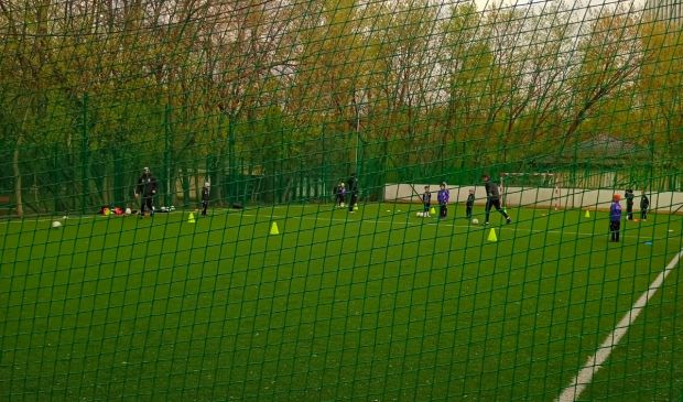 Фотография Футбольное поле м. Деловой Центр