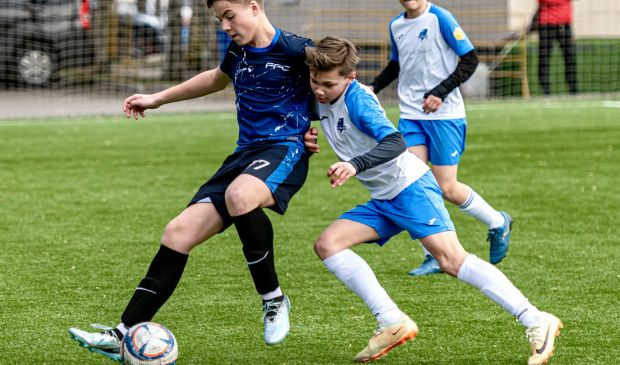 Фотография Футбол для детей от 5 до 15 лет ФК 