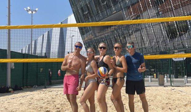 Фотография Открытый корт для пляжного волейбола в Лужниках 