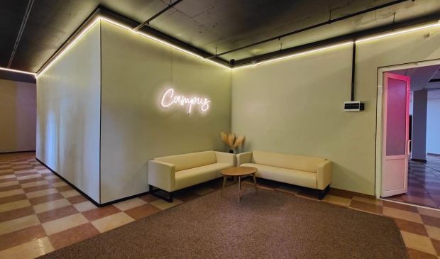 Фотография Футбольный манеж Campus 