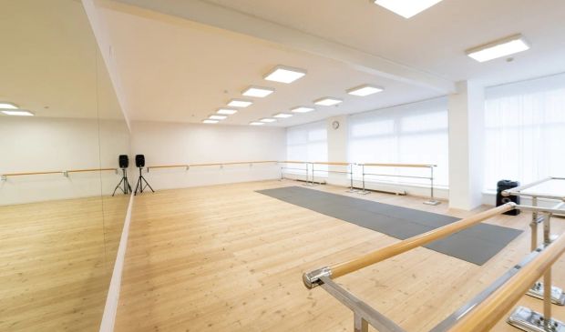 Фотография Танцевальный зал №1 на Столетова в школе балета 