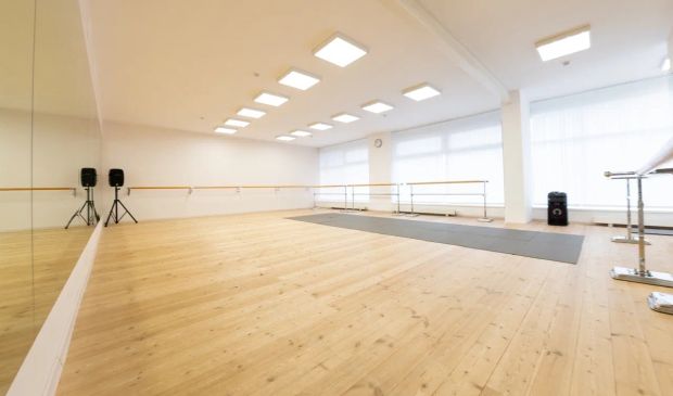 Фотография Танцевальный зал №1 на Столетова в школе балета 