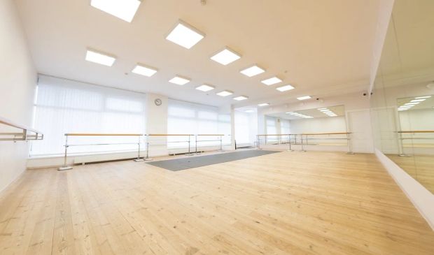 Фотография Танцевальный зал №1 на Столетова в школе балета 