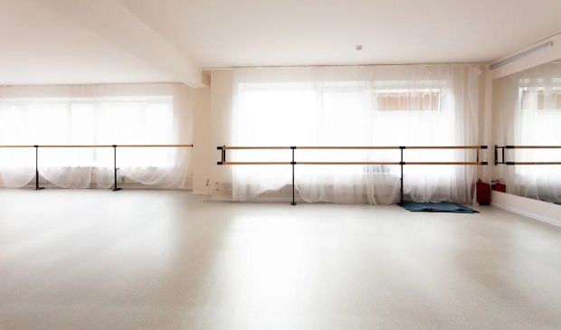 Фотография Танцевальный зал №2 на Ленинском в школе балета 