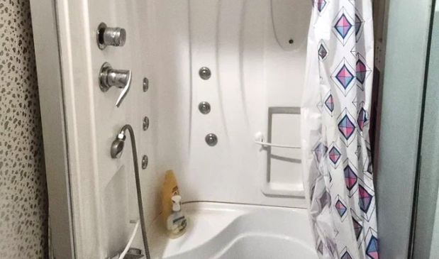 Фотография Танцевальный зал в Школе хастла 