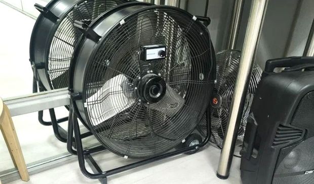 Фотография Танцевальный зал в Школе хастла 