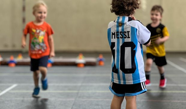 Фотография Футбольная школа для детей от 2 до 10 лет Football Lab