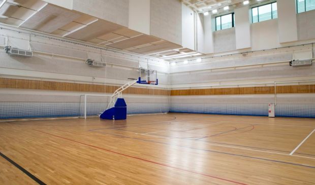 Фотография Большой тренировочный зал волейбольной арены 