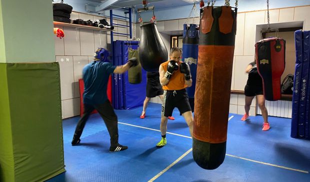 Фотография Бокс от 14 лет — техника, выносливость и сила под руководством мастера спорта
