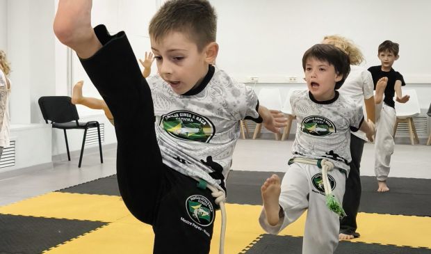 Фотография Капоэйра на Шаболовке с мастером из Бразилии в Школе капоэйры FGR