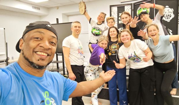 Фотография Капоэйра на Шаболовке с мастером из Бразилии в Школе капоэйры FGR