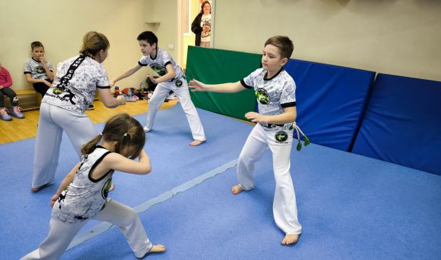 Фотография Капоэйра в г.Московский с мастером из Бразилии в Школе капоэйры FGR