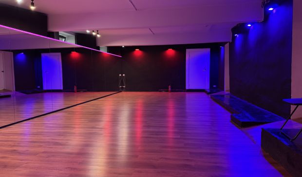 Фотография Танцевальный зал Black в 