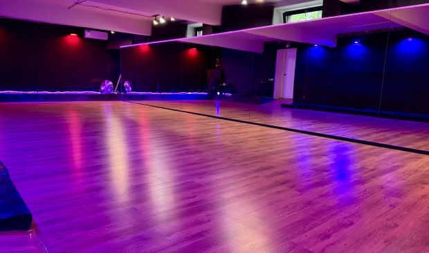 Фотография Танцевальный зал Black в 