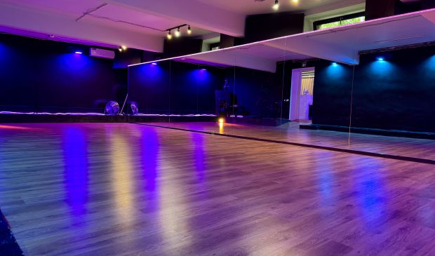 Фотография Танцевальный зал Black в 