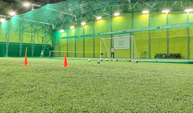 Фотография Футбольный манеж NEШ СПОРТ