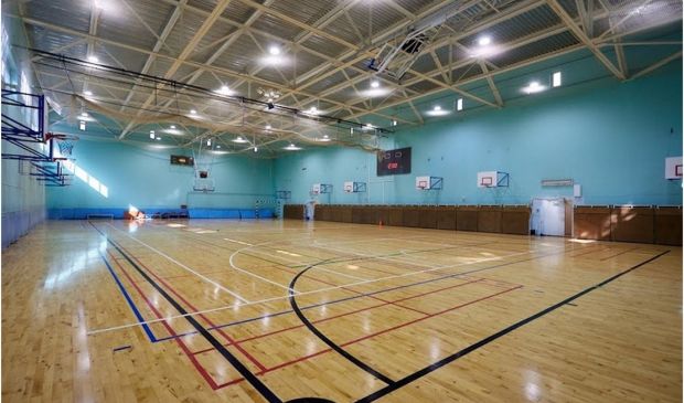 Фотография Универсальный зал СК Трудовые резервы  42 х 24