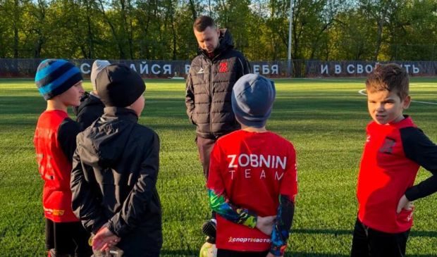 Фотография Центр футбольной подготовки Романа Зобнина 