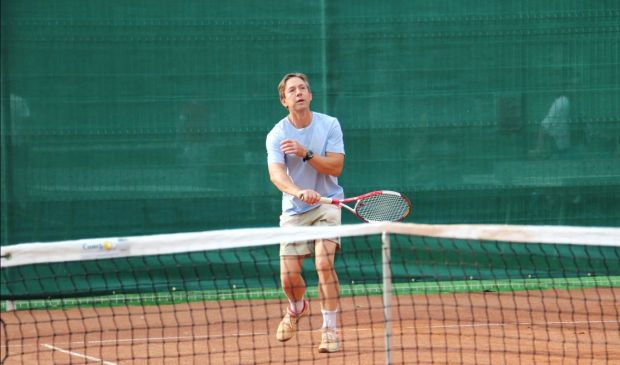 Фотография Корт для большого тенниса (грунт) 