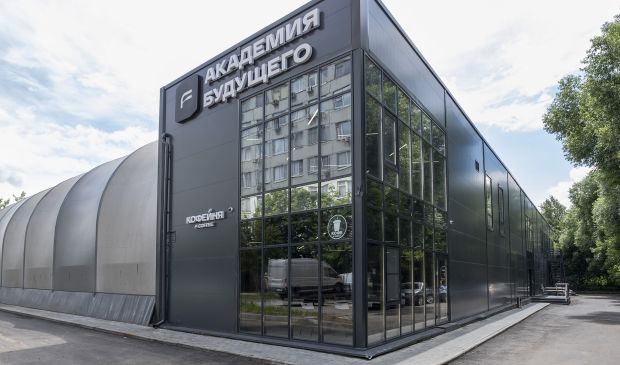 Фотография ПадлХаб корты падел-тенниса Сколково манеж №2