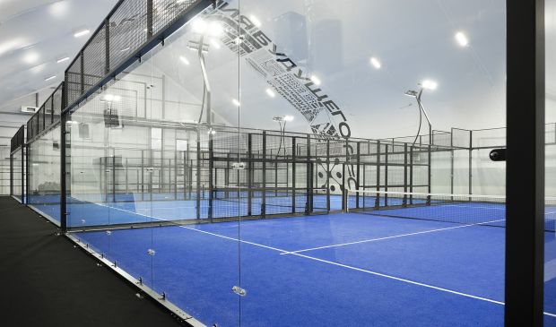 Фотография ПадлХаб корты падел-тенниса Сколково манеж №2