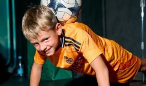 Фотография Уличный футбол 