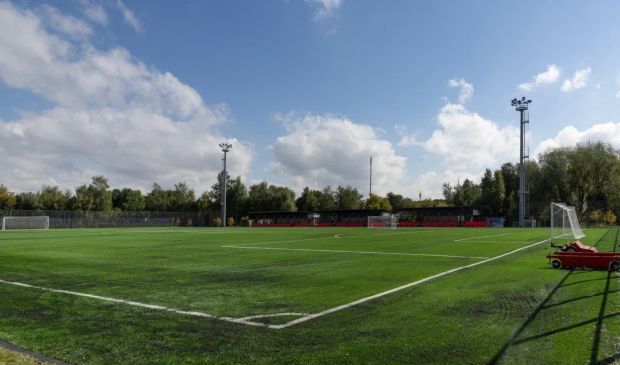 Фотография Футбольное поле 100х65 Стадион 