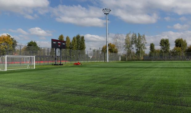 Фотография Футбольное поле 100х65 Стадион 